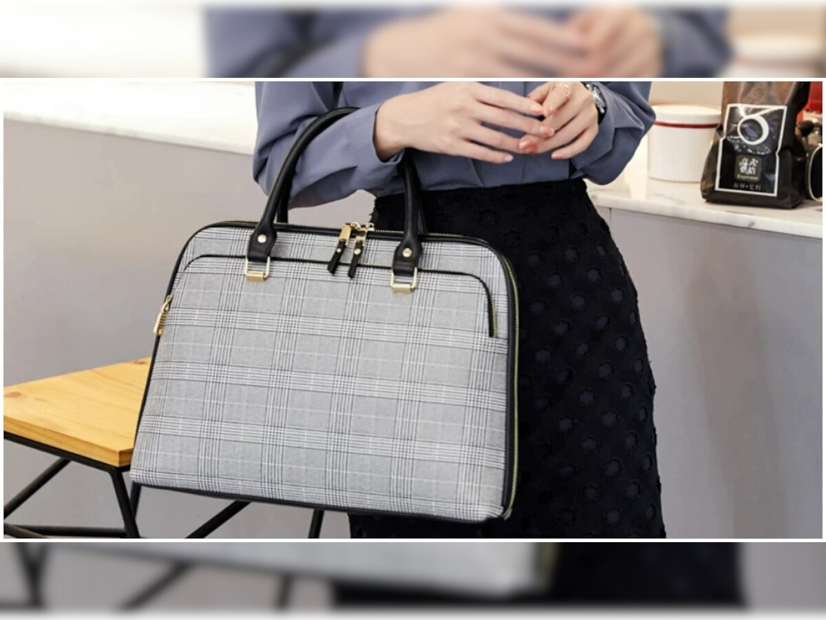 Fashion Tips: ऑफिस जाने वाली महिलाएं इस तरह के हैंडबैग को करें कैरी, लुक लगेगा स्टाइलिश