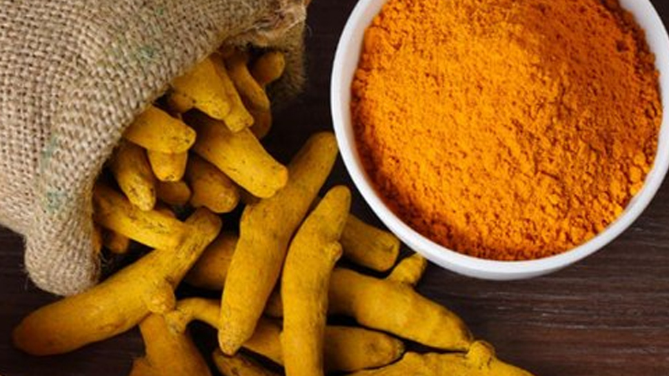 Turmeric benefits: हल्दी शादीशुदा मर्दों के साथ औरतों के लिए भी है जबरदस्त चीज; ऐसे करें सेवन Turmeric benefits: हल्दी शादीशुदा मर्दों के साथ औरतों के लिए भी है जबरदस्त चीज; ऐसे करें सेवन