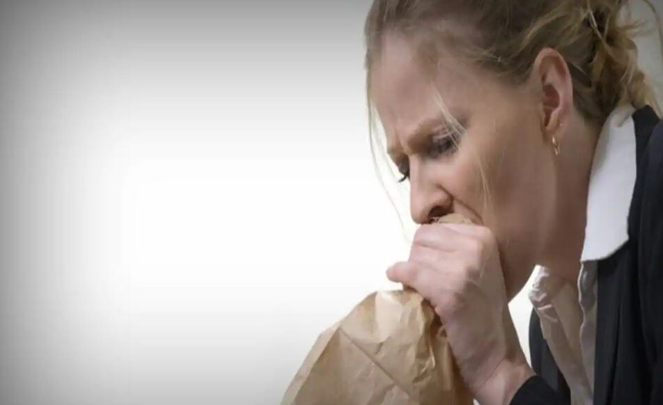 Health Tips: सांस फूलने की समस्या से चाहते हैं निजात तो फौरन अपनाएं ये उपाय