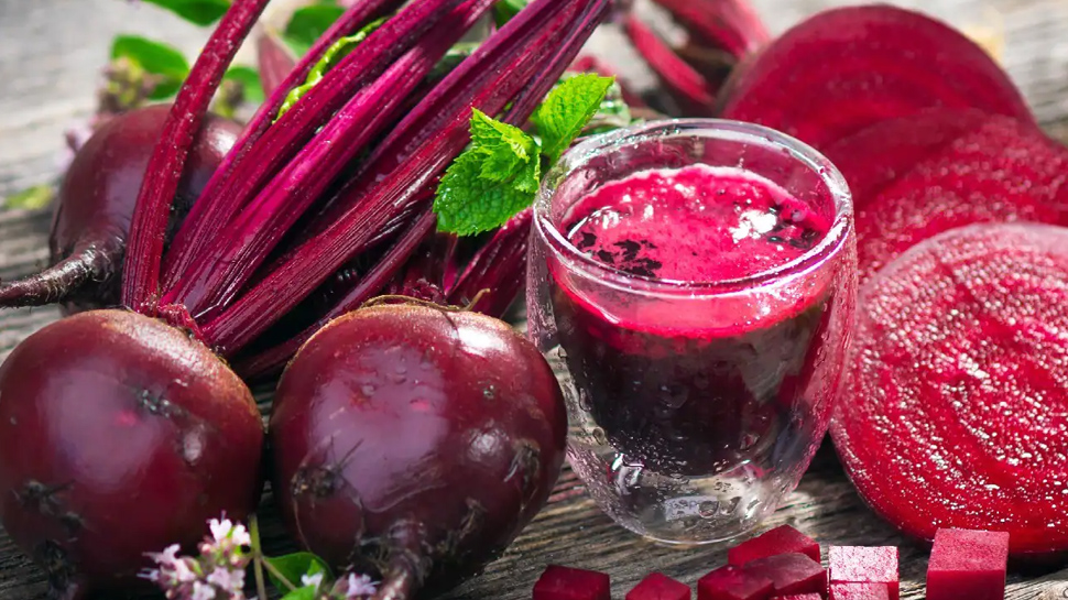 Beetroot benefits: चुकंदर के फायदे जान फटी रह जाएंगी आंखें; शादीशुदा मर्द जरूर पढ़ें Beetroot benefits: चुकंदर के फायदे जान फटी रह जाएंगी आंखें; शादीशुदा मर्द जरूर पढ़ें