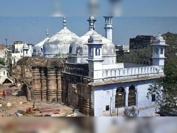 Gyanvapi Mosque: पूरा हुआ ज्ञानवापी मस्जिद में दूसरे दिन का सर्वे, गुंबदों और दीवारों की हुई वीडियोग्राफी 