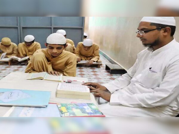 अलामती तस्वीर 