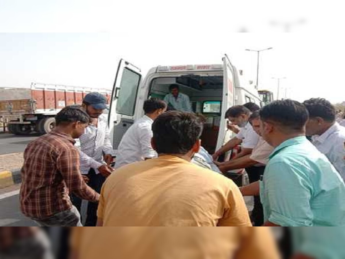 जोधपुर जैसलमेर नेशनल हाइवे पर हादसा, छह लोग घायल