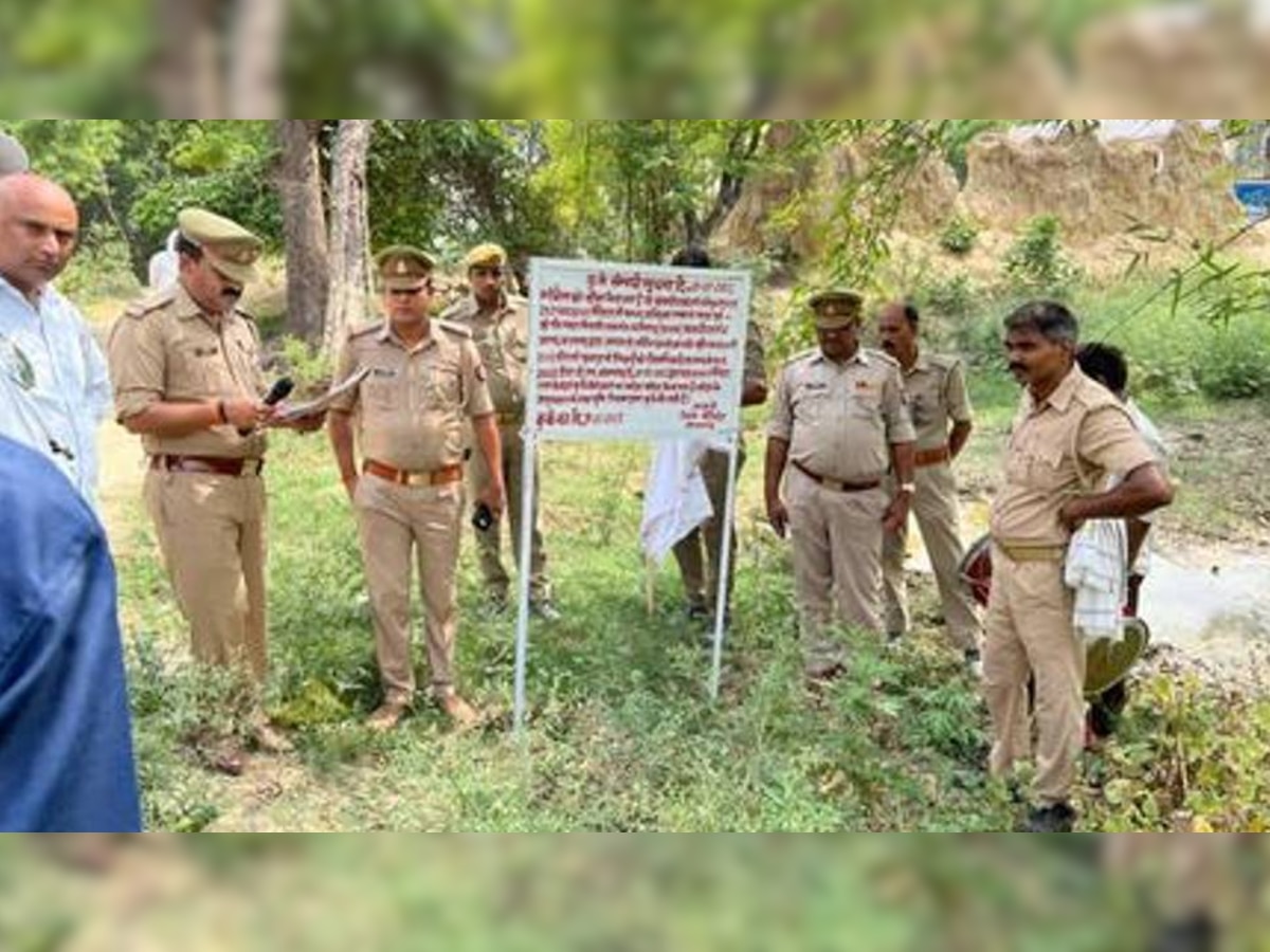 पूर्व बाहुबली सांसद उमाकांत यादव की बढ़ीं मुश्किलें, एक करोड़ रुपये से अधिक की संपत्ति हुई कुर्क