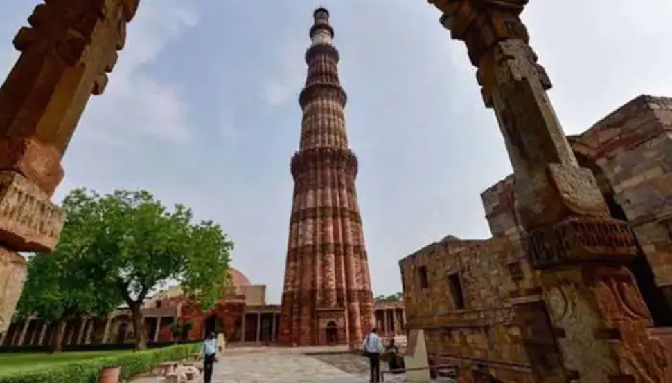 कुतुब मीनार परिसर में मस्जिद से 15 मीटर की दूरी पर होगी खुदाई, मूर्तियों की होगी Iconography कुतुब मीनार परिसर में मस्जिद से 15 मीटर की दूरी पर होगी खुदाई, मूर्तियों की होगी Iconography