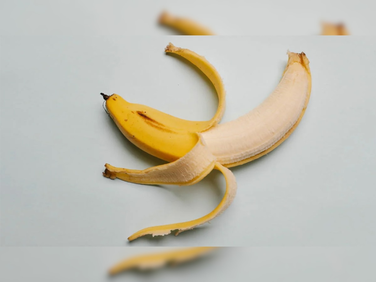 Banana benefits: शादीशुदा पुरुष रोजाना ऐसे करें केले का सेवन, मिलेंगे चमत्कारी फायदे