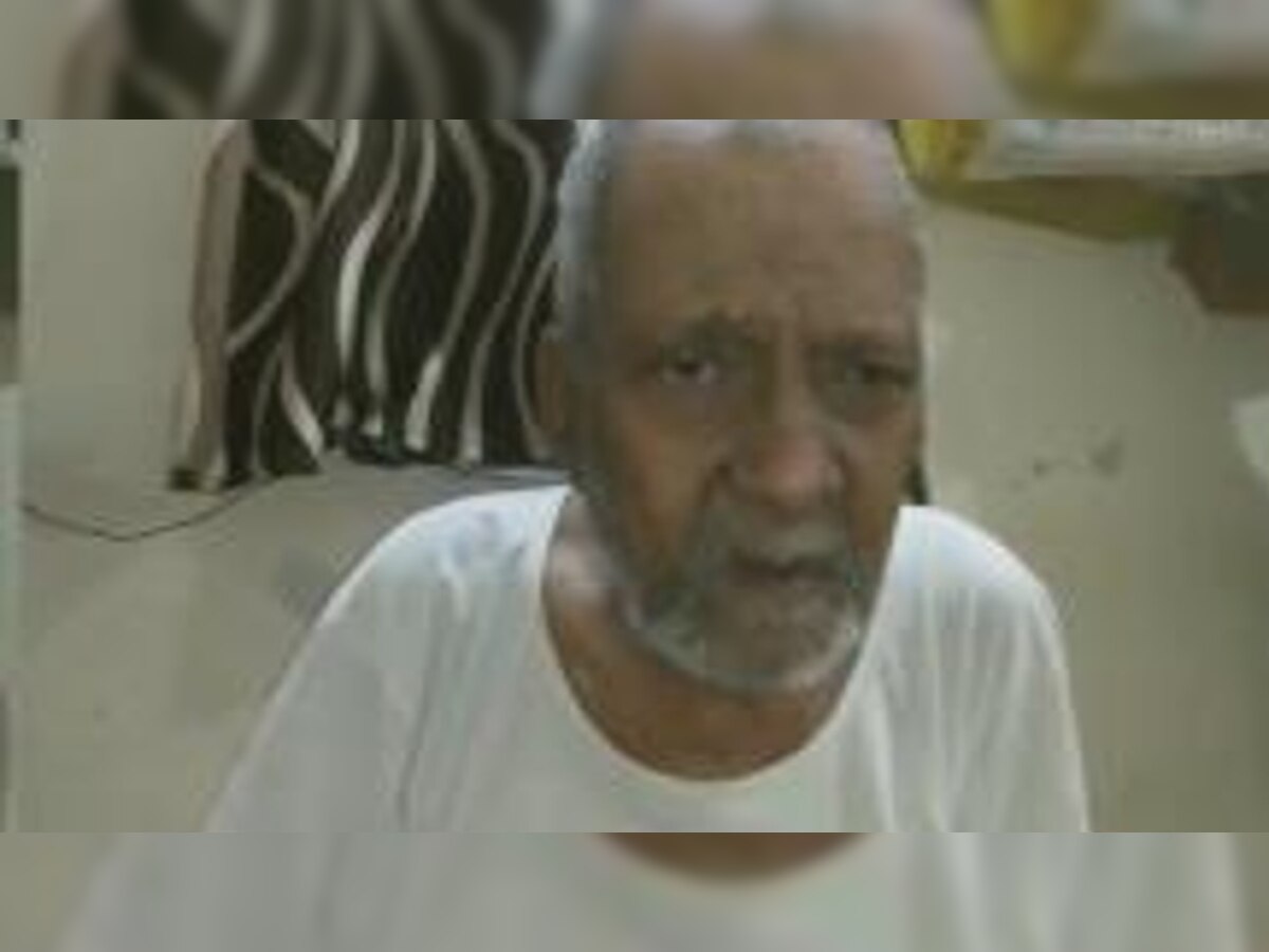 सरकारी सिस्टम से निराश 82 वर्षीय बुजुर्ग ने सीएम योगी से लगाई न्याय की गुहार, दबंग नहीं करने दे रहे खुद की जमीन पर निर्माण