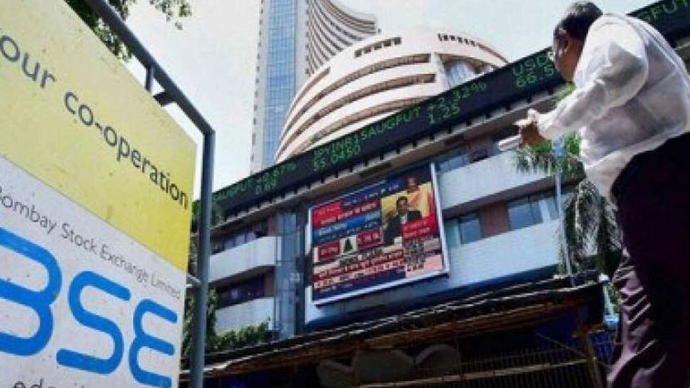 Stock Market Update: हफ्ते के पहले कारोबारी द‍िन शेयर बाजार में तेजी, सेंसेक्‍स 200 अंक चढ़ा