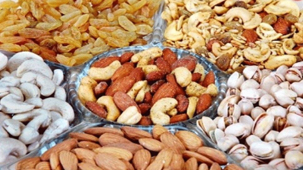 Dry Fruits For Uric Acid almond cashew nut know all details Dry
