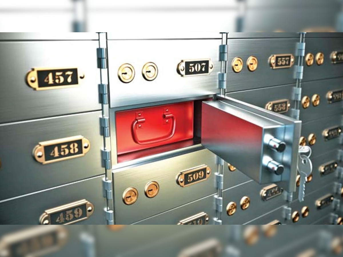 Bank locker charges SBI vs ICICI Bank vs PNB vs Axis Bank Bank Locker