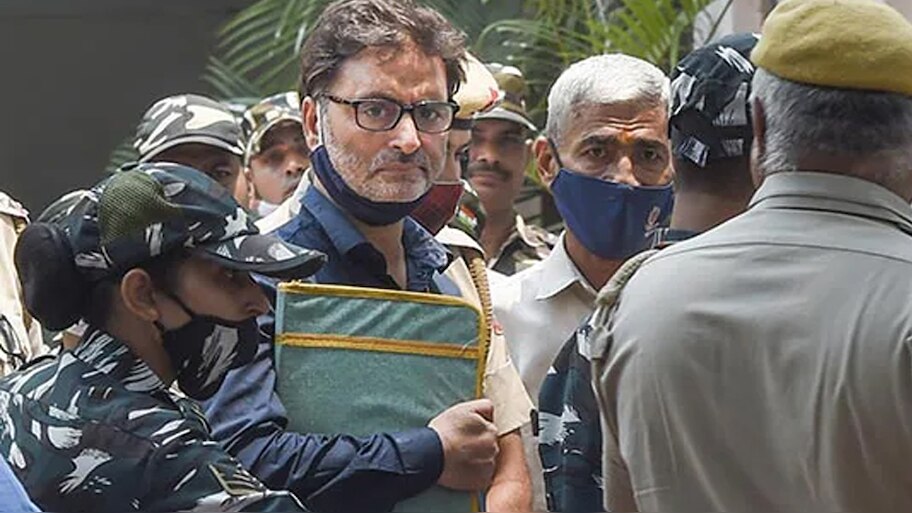 Yasin Malik Biography: 'यासीन मलिक' जानिए धर्ती के स्वर्ग में नफरत के बीज बोने वाले की कुंडली