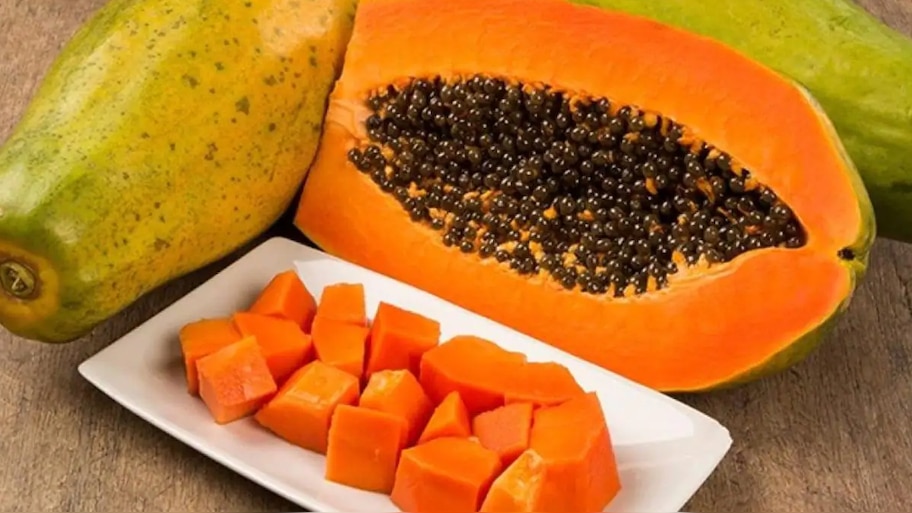 Papaya benefits: पपीता खाने के फायदे जान फटी रह जाएंगी आंखें: पुरुष ज़रू पढ़ें