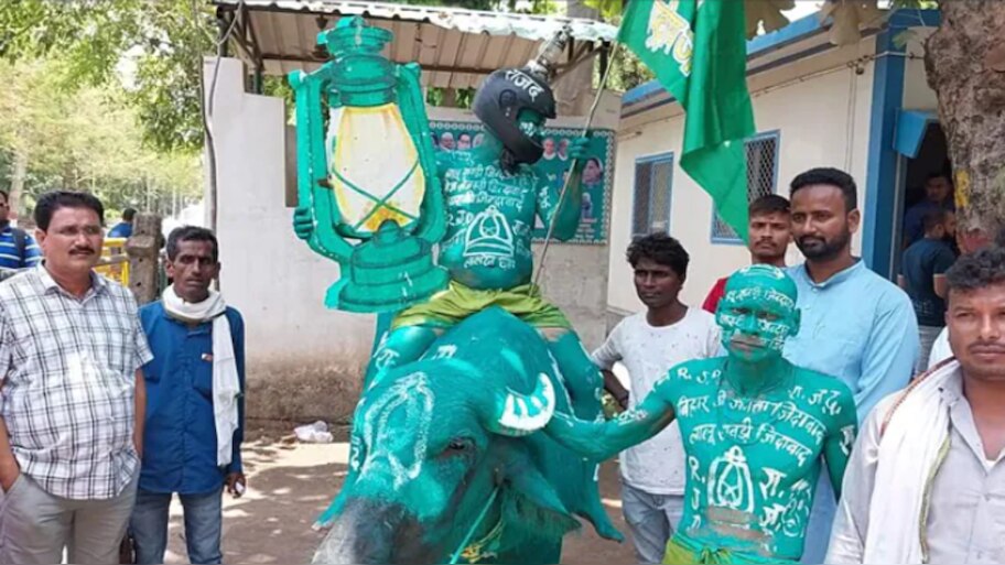 लालू के फैन ने अलग ही अंदाज में बटोरी सुर्खियां, भैंस पर सवार होकर RJD चीफ से मिलने पहुंचे