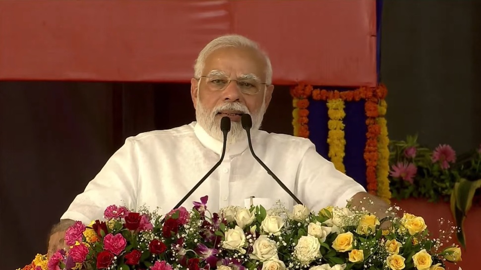 PM Modi in Gujrat: राजकोट में बोले PM मोदी- मातृभूमि की सेवा में कोई कमी नहीं छोड़ी PM Modi in Gujrat: राजकोट में बोले PM मोदी- मातृभूमि की सेवा में कोई कमी नहीं छोड़ी