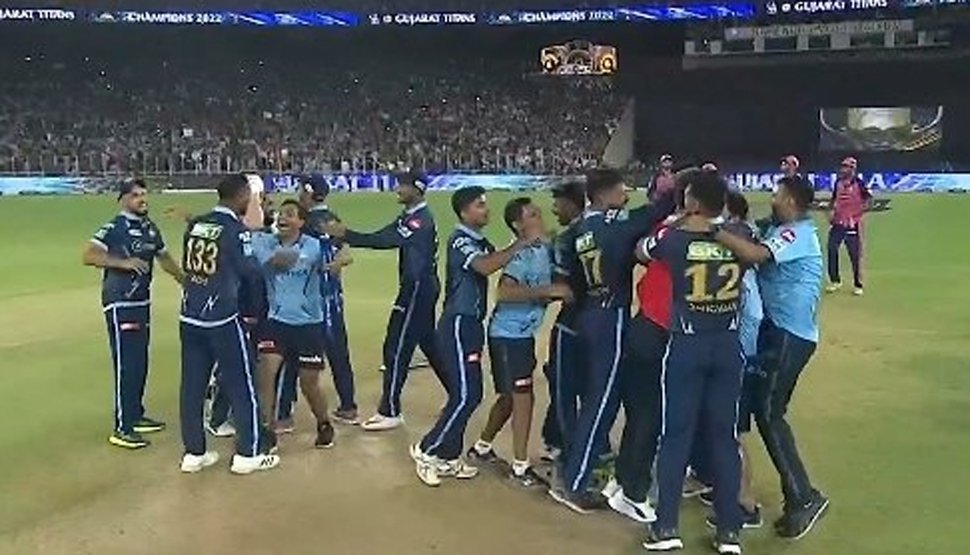 IPL Final: गुजरात ने राजस्थान को 7 विकेट से चटाई धूल, हार्दिक की कप्तानी ने दिखाया कमाल IPL Final: गुजरात ने राजस्थान को 7 विकेट से चटाई धूल, हार्दिक की कप्तानी ने दिखाया कमाल
