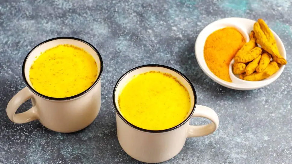 Haldi dudh ke fayde: हल्दी दूध शादीशुदा पुरुषों की बढ़ाता है पावर; ऐसे करें सेवन, मिलेंगे मनचाहे नतीजे Haldi dudh ke fayde: हल्दी दूध शादीशुदा पुरुषों की बढ़ाता है पावर; ऐसे करें सेवन, मिलेंगे मनचाहे नतीजे