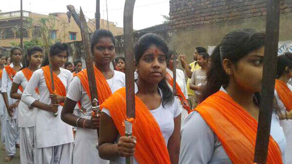 अलामती तस्वीर अलामती तस्वीर