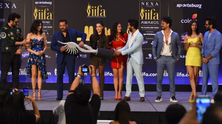 IIFA 2022: अबू धाबी में लगा सितारों का तांता, सलमान खान करेंगे मेजबानी