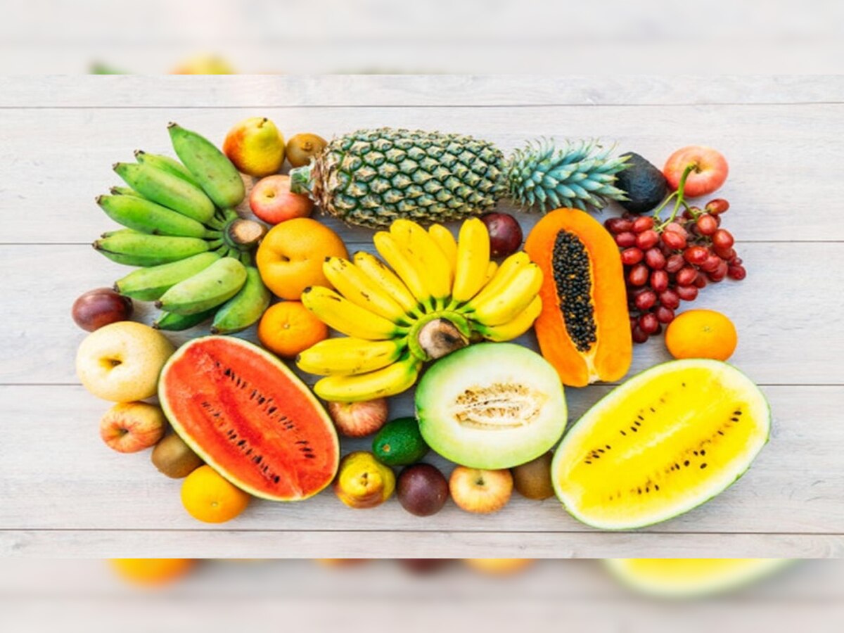 Monsoon Diet: मानसून में रहना है सेहतमंद तो भोजन में शामिल करें ये फल और सब्जियां