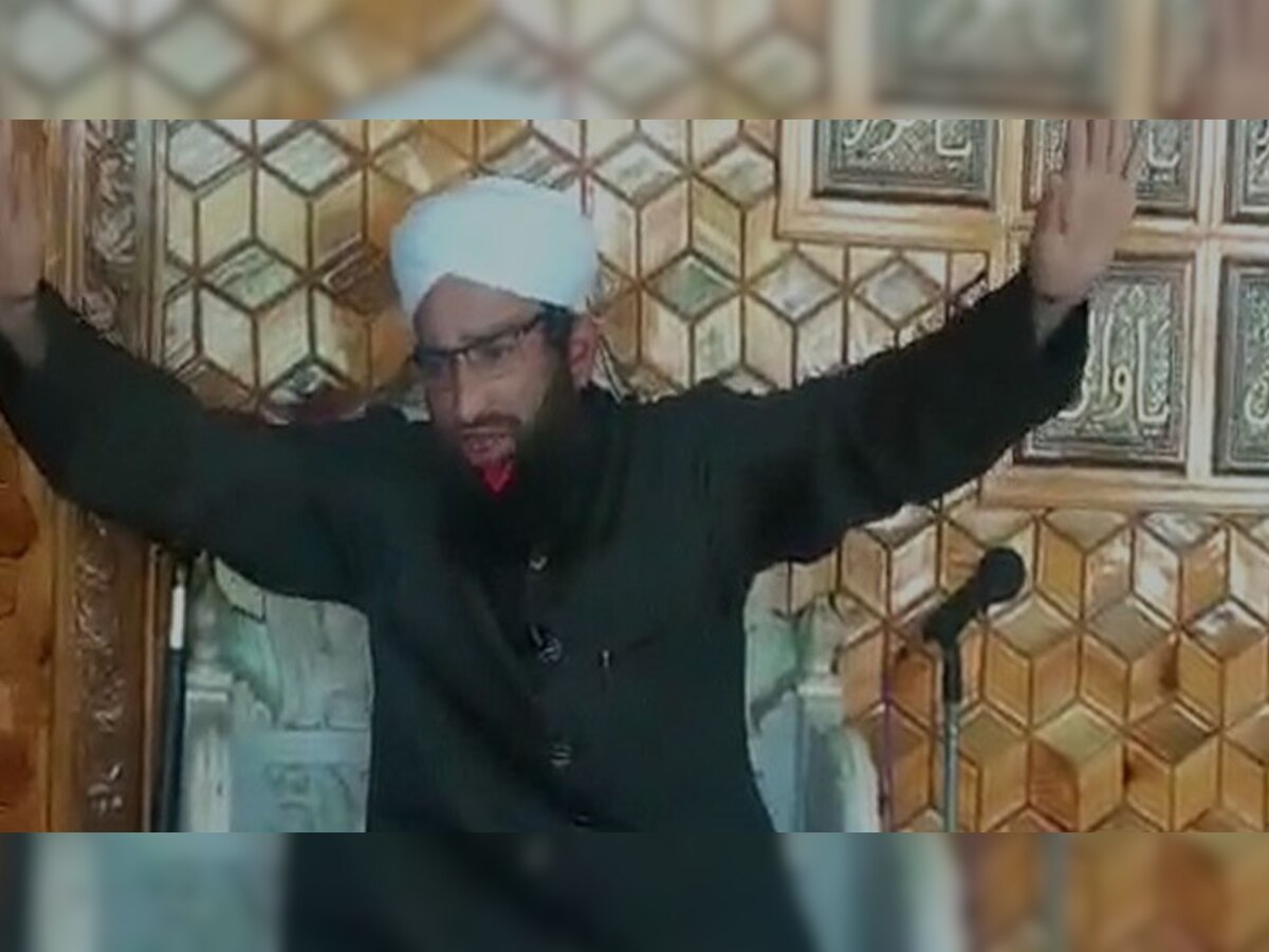 जामिया मस्जिद के इमाम मौलाना फयाज अमजदी