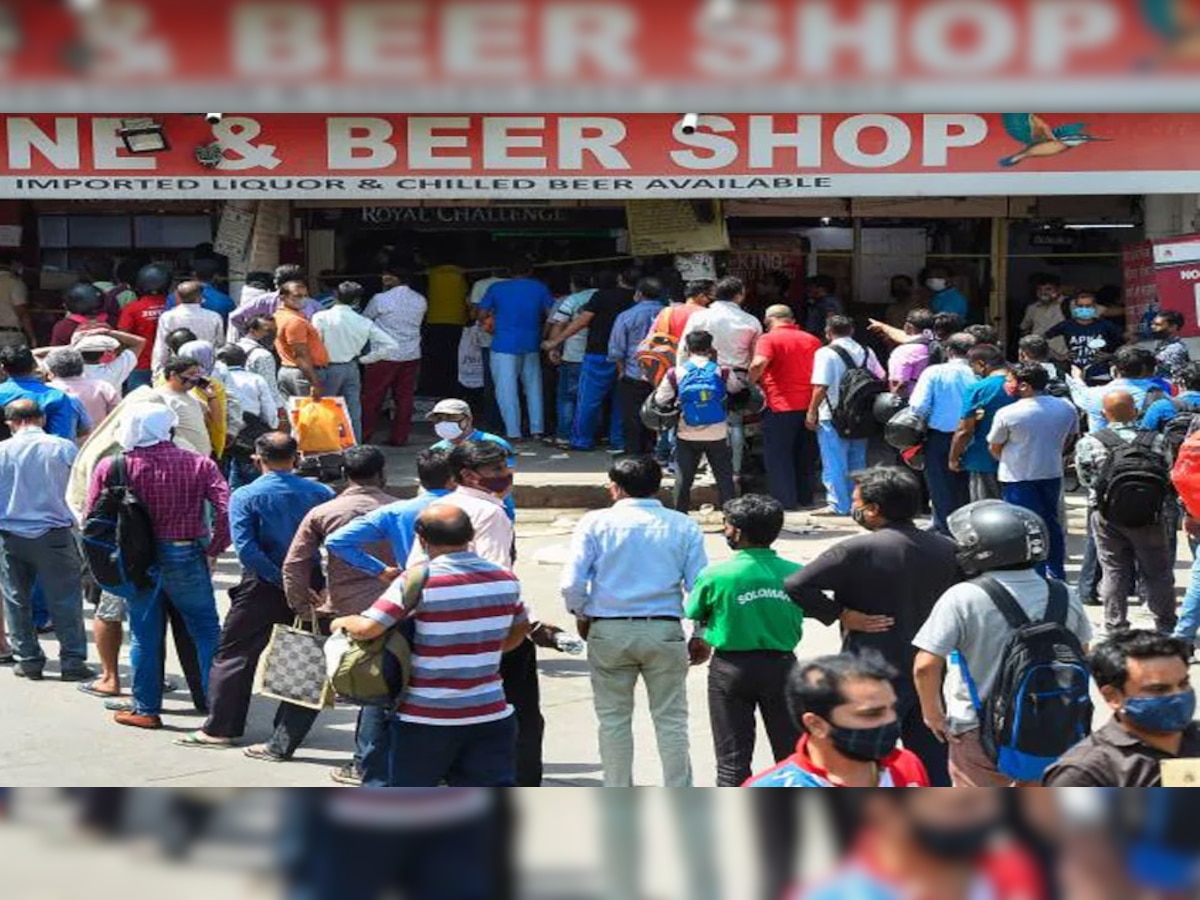 Liquor Shops Closed: दिल्ली में शराब की दुकानों पर खटाखट लग रहे ताले, जानिए शटरडाउन होने की वजह