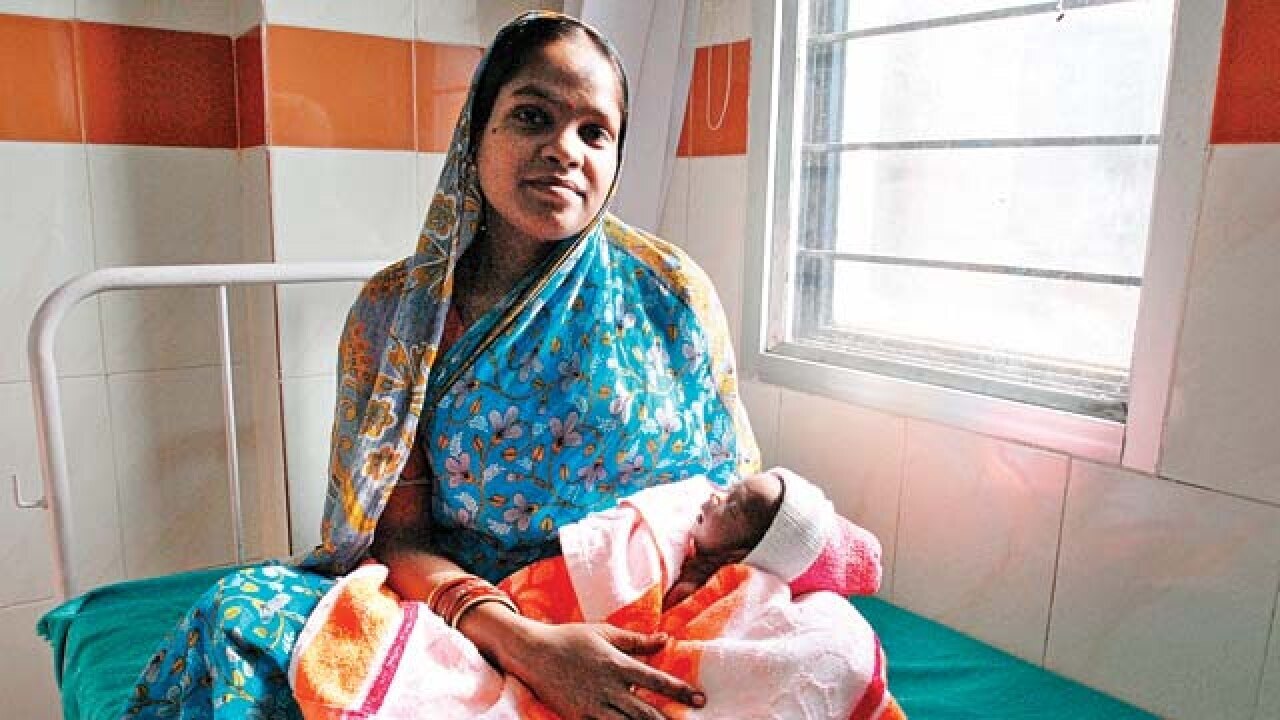 गर्भवती महिलाओं को सरकार देती है 1400 रुपये, जानें क्या है यह स्कीम?