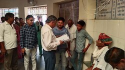  चिकित्सा कार्यों में लापरवाही करने वाले कार्मिकों पर गिरेगी गाज