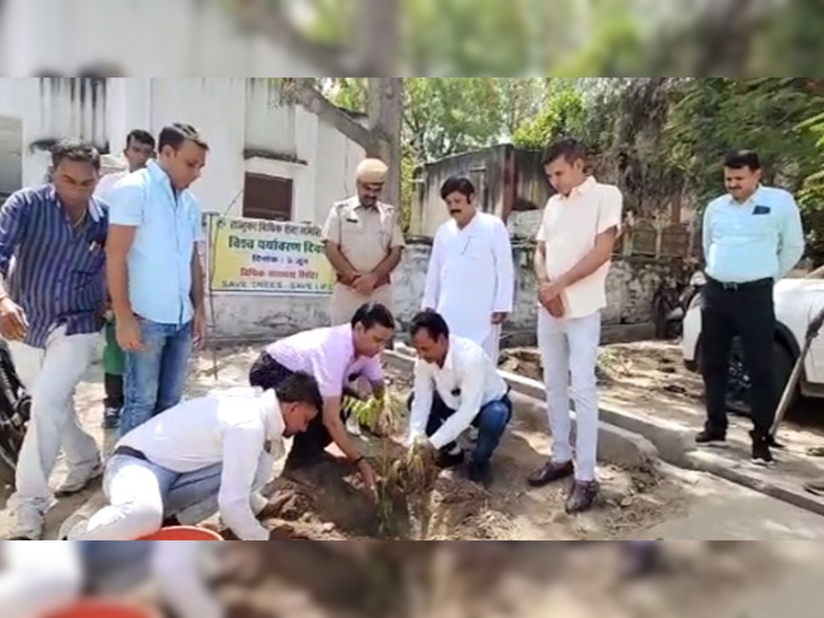  विश्व पर्यावरण दिवस के मौके पर ब्यावर सिटी थाना परिसर में पौधारोपण कार्यक्रम.