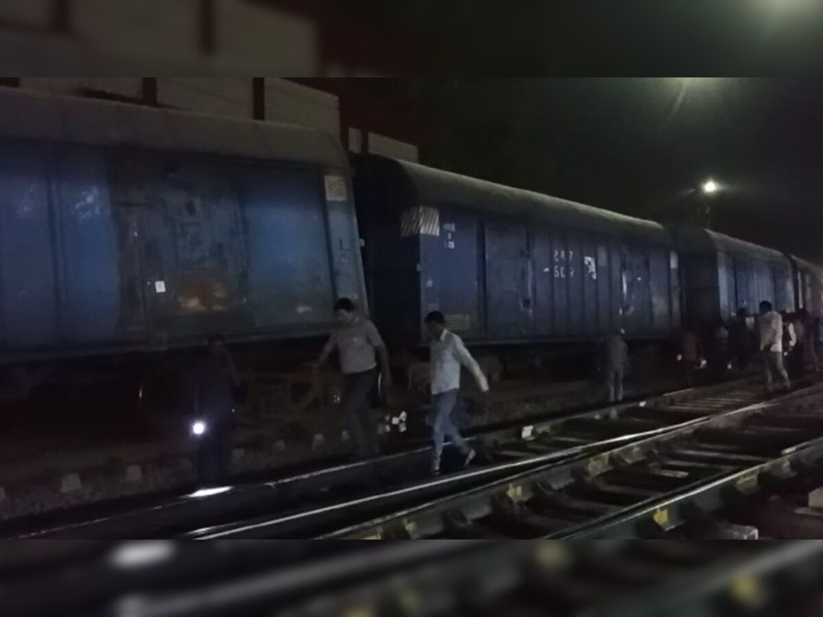 डिरेल हुए मालगाड़ी के 6 डिब्बे, मुंबई-हावड़ा रूट पर टला बड़ा हादसा, कई ट्रेन प्रभावित
