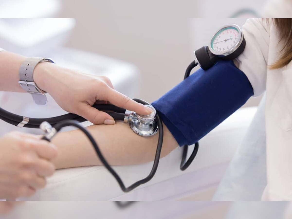 High Blood Pressure: हाई ब्लड प्रेशर को इस तरह तुरंत करें कंट्रोल, अपनाएं ये तरीके