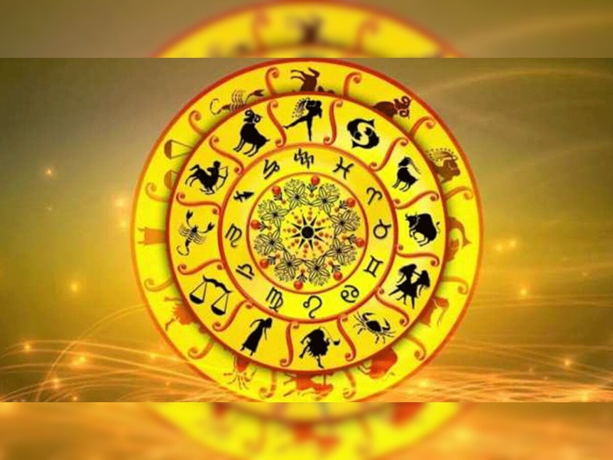 Friday Horoscope: इन राशि वाले लोगों को बिजनेस पर देना होगा खास ध्यान, वरना उठाना पड़ सकता है नुकसान