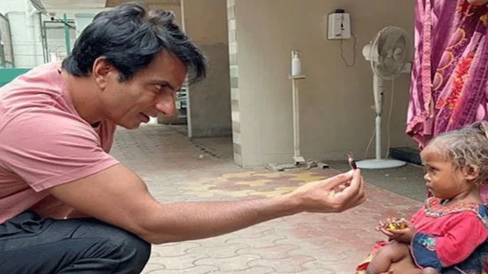 Sonu Sood: 1 पैर वाली बच्ची के बाद बदली 4 हाथ 4 पैर वाली चहुंमुखी की किस्मत, सोनू सूद ने की मदद