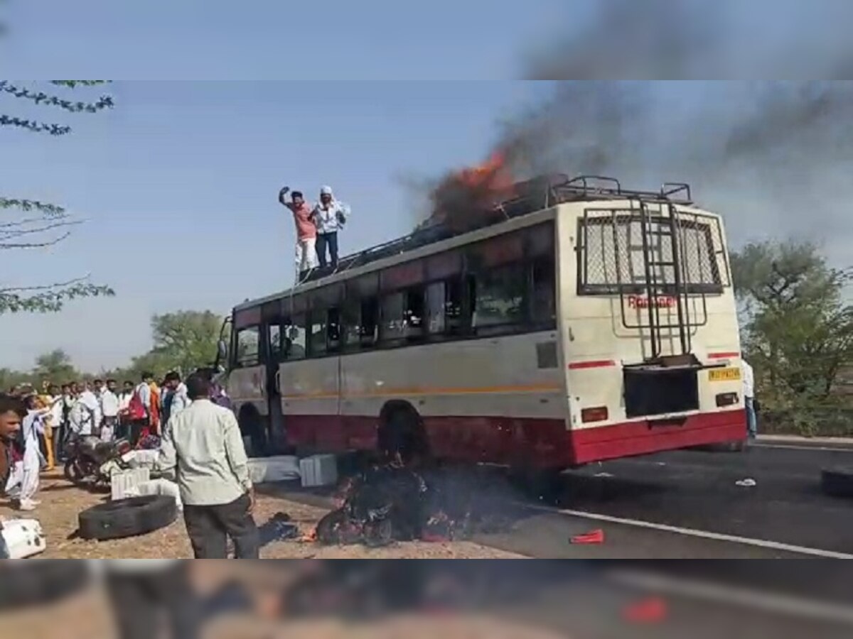 जायल में चलती बस में लगी आग, बड़ा हादसा टला, लापरवाही पड़ सकती थी भारी