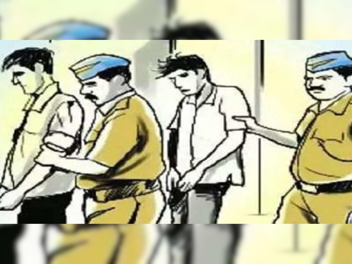 Katihar Crime: कटिहार में पुलिस ने दो लुटेरों को किया गिरफ्तार, लुटेरे पिस्तौल की नोक पर करते थे लूट