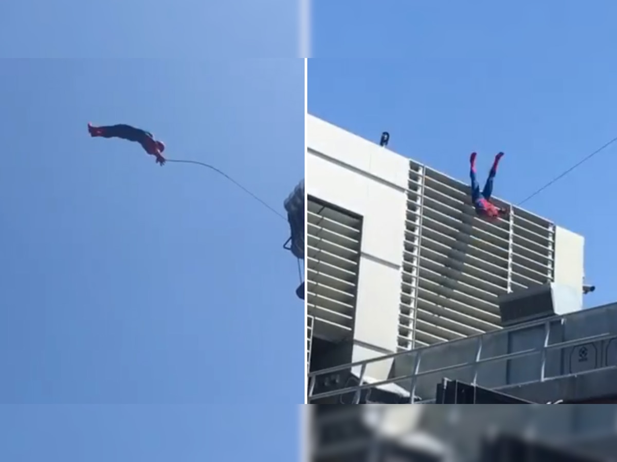 असल में कुछ ऐसे स्टंट करते हुए दिखा Spiderman! लोगों के सामने ही हुई खतरनाक घटना; देखें Video