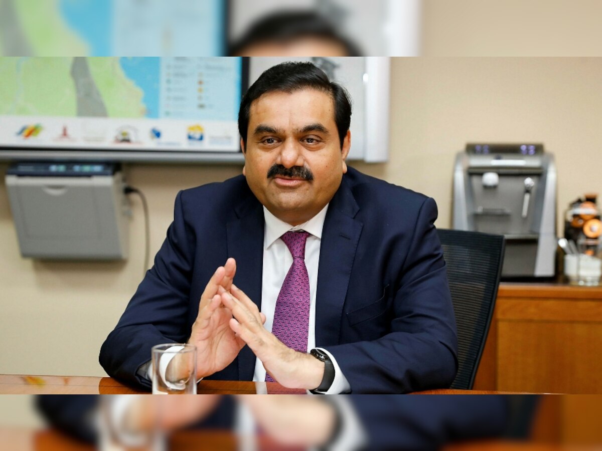 Gautam Adani: 'पीएम मोदी के कहने पर अडाणी ग्रुप को मिला प्रोजेक्ट', ये कहने वाले अधिकारी के खिलाफ हुई 'कार्रवाई'