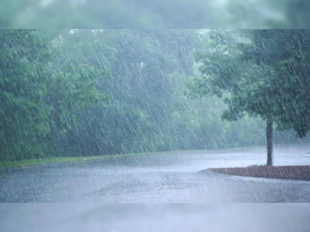 UP Weather: प्री-मॉनसून की बारिश से भीगा यूपी, 17 जून से होगी झमाझम बरसात