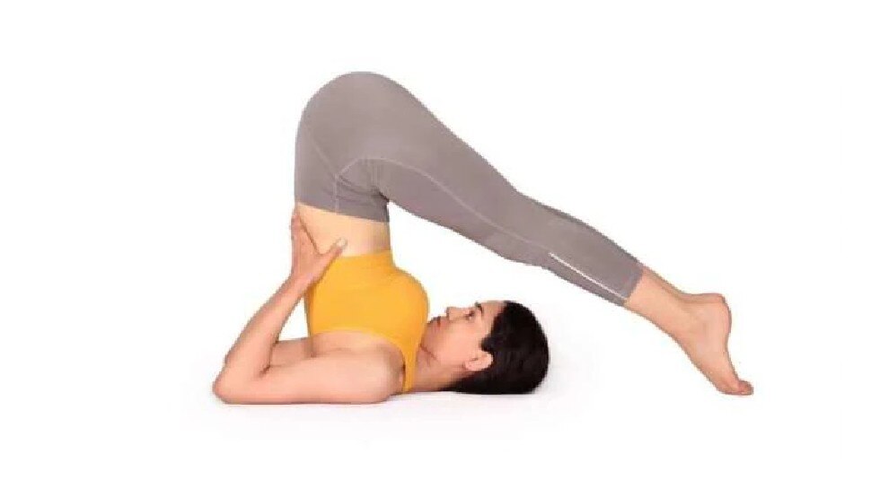 Practice These 3 Yoga Asanas To Combat Uterus-Related Issues | OnlyMyHealth
