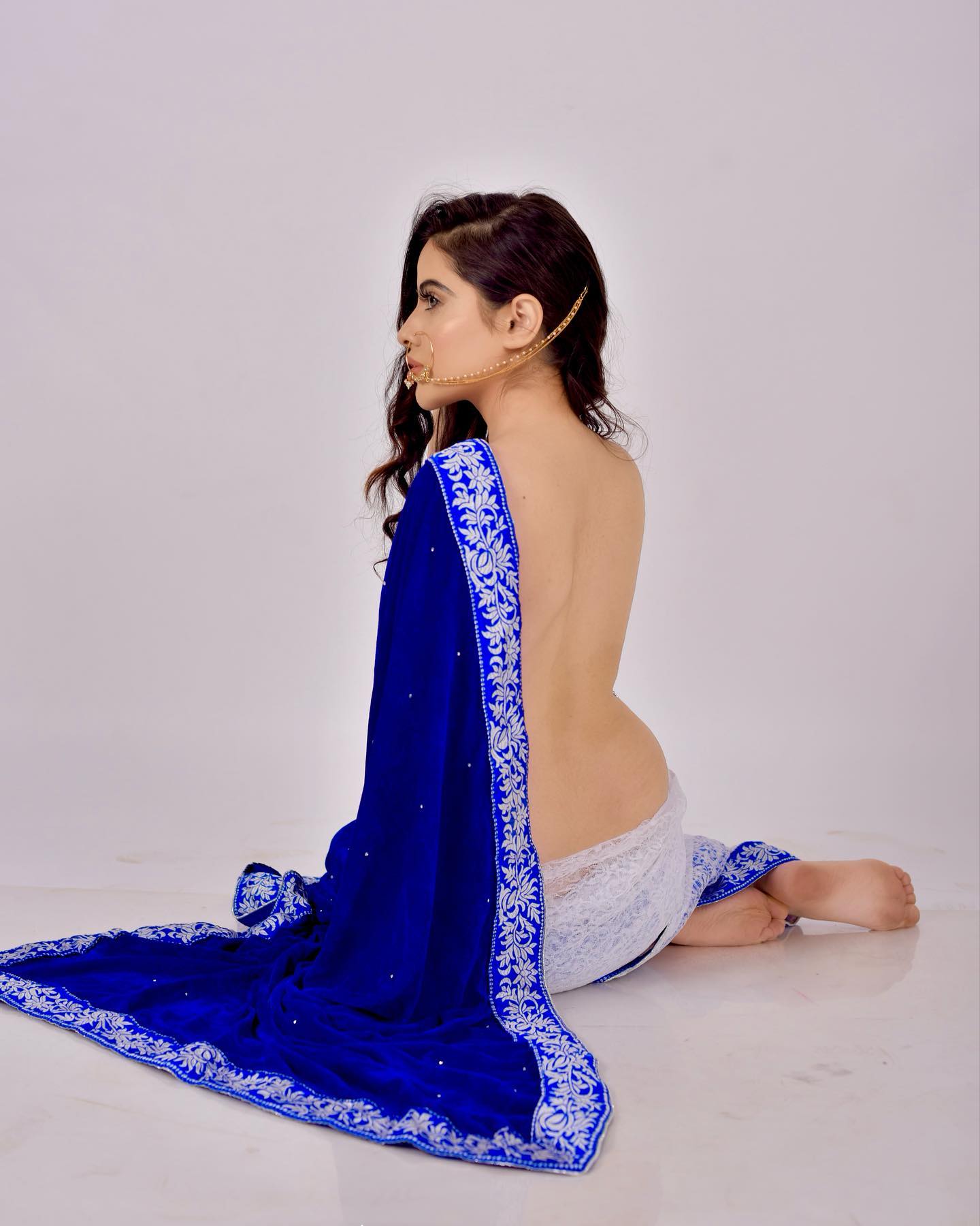 Artisanal plain navy blue Cotton saree with Ikat blouse piece – Sujatra