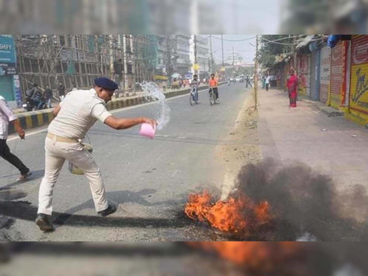 Agneepath Bihar Protest: 'अग्निपथ' के खिलाफ हिंसा भड़काने के पीछे कोचिंग सेंटर? DM ने किया चौंकाने वाला दावा