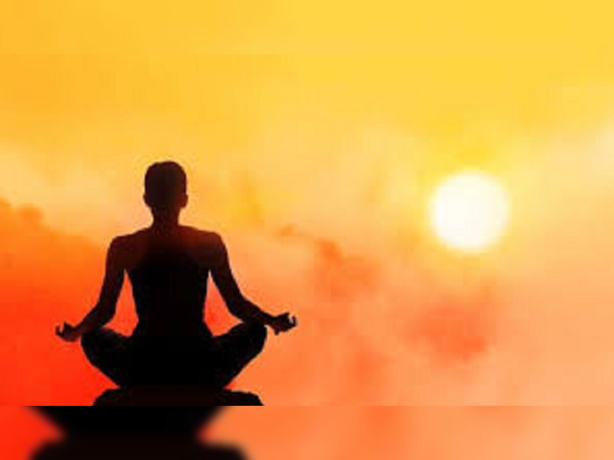 yoga day: जाने क्यों खास है योग, महत्व जानकर रह जाएंगे हैरान