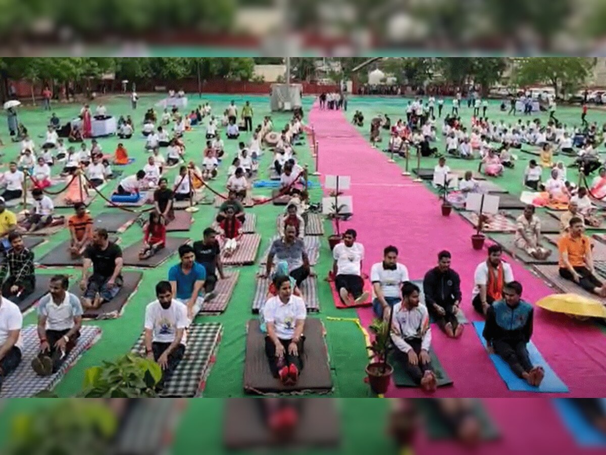 Jaipur: अन्तर्राष्ट्रीय योग दिवस पर ग्रेटर नगर निगम में सांगानेर स्टेडियम में हुआ कार्यक्रम