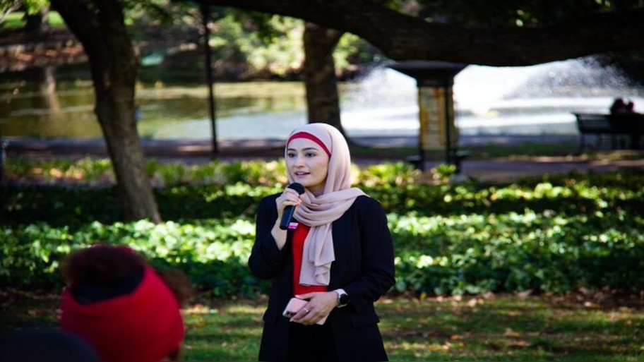 Fatima Payman First Afghan-Australian to enter federal parliament at ...