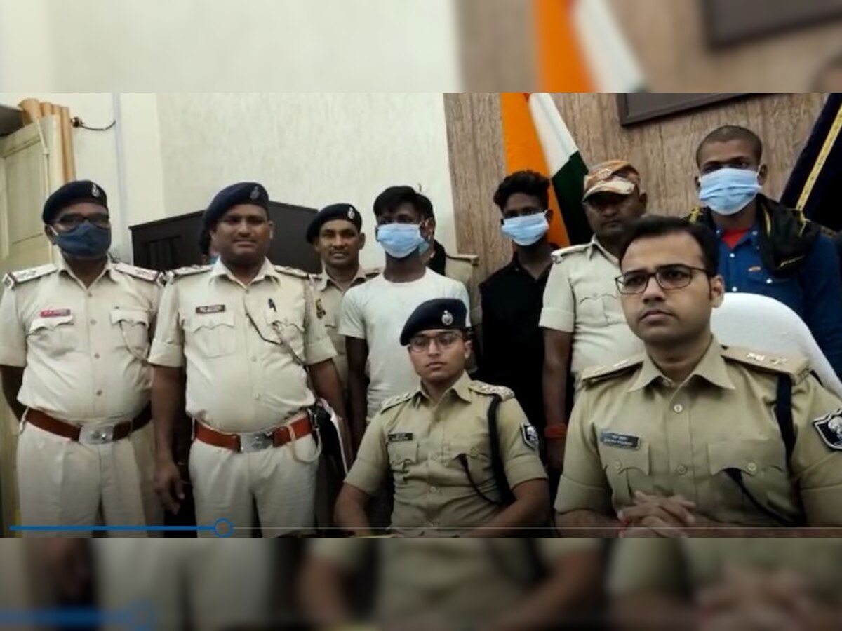 भागलपुर पुलिस ने किया 2 लूटकांडों का खुलासा, सामानों की रिकवरी के साथ 8 लोग हुए गिरफ्तार