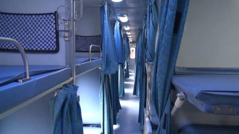 Know difference between 1st AC 2nd AC and 3rd AC coach train in Indian ...