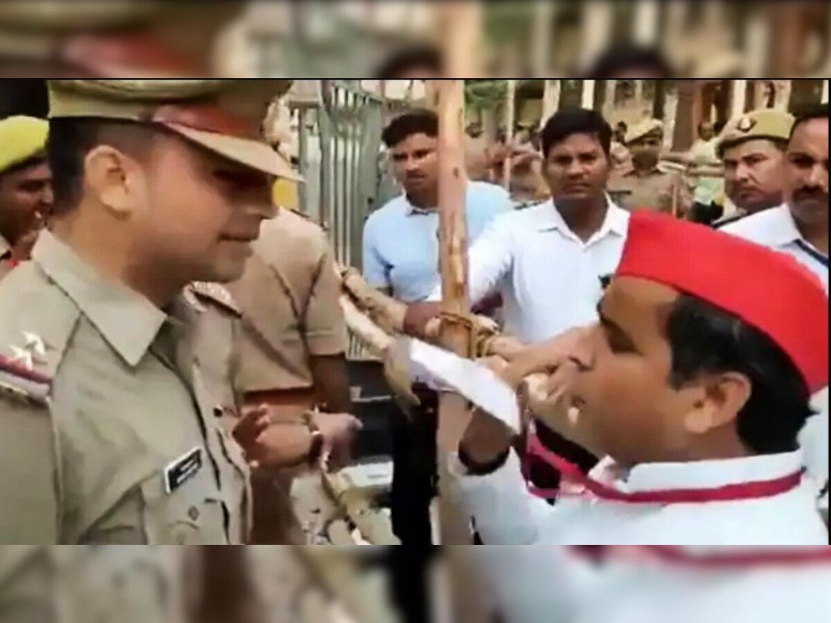 Dharmendra Yadav Viral Video: 'HOW CAN YOU रोक', अधिकारियों पर भड़कने का धर्मेंद्र यादव का ये वीडियो खूब हो रहा वायरल 