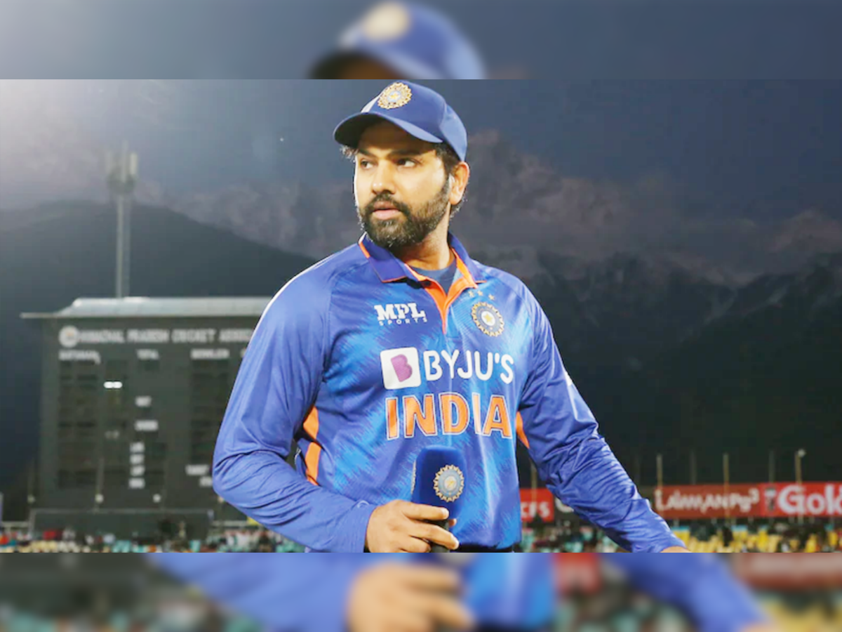 Rohit Sharma: टी20 की कप्तानी से हटाए जा सकते हैं रोहित शर्मा, इस दिग्गज ने किया बड़ा दावा