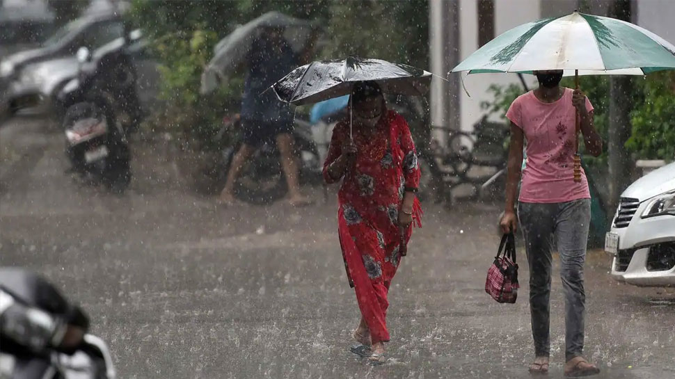 Delhi Monsoon: दिल्ली में मानसून ने दी दस्तक, सुबह-सुबह झमाझम बरसे मेघ; यहां जाने लेटेस्ट अपडेट