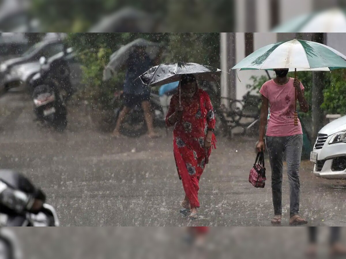 Delhi Monsoon: दिल्ली में मानसून ने दी दस्तक, सुबह-सुबह झमाझम बरसे मेघ; यहां जाने लेटेस्ट अपडेट