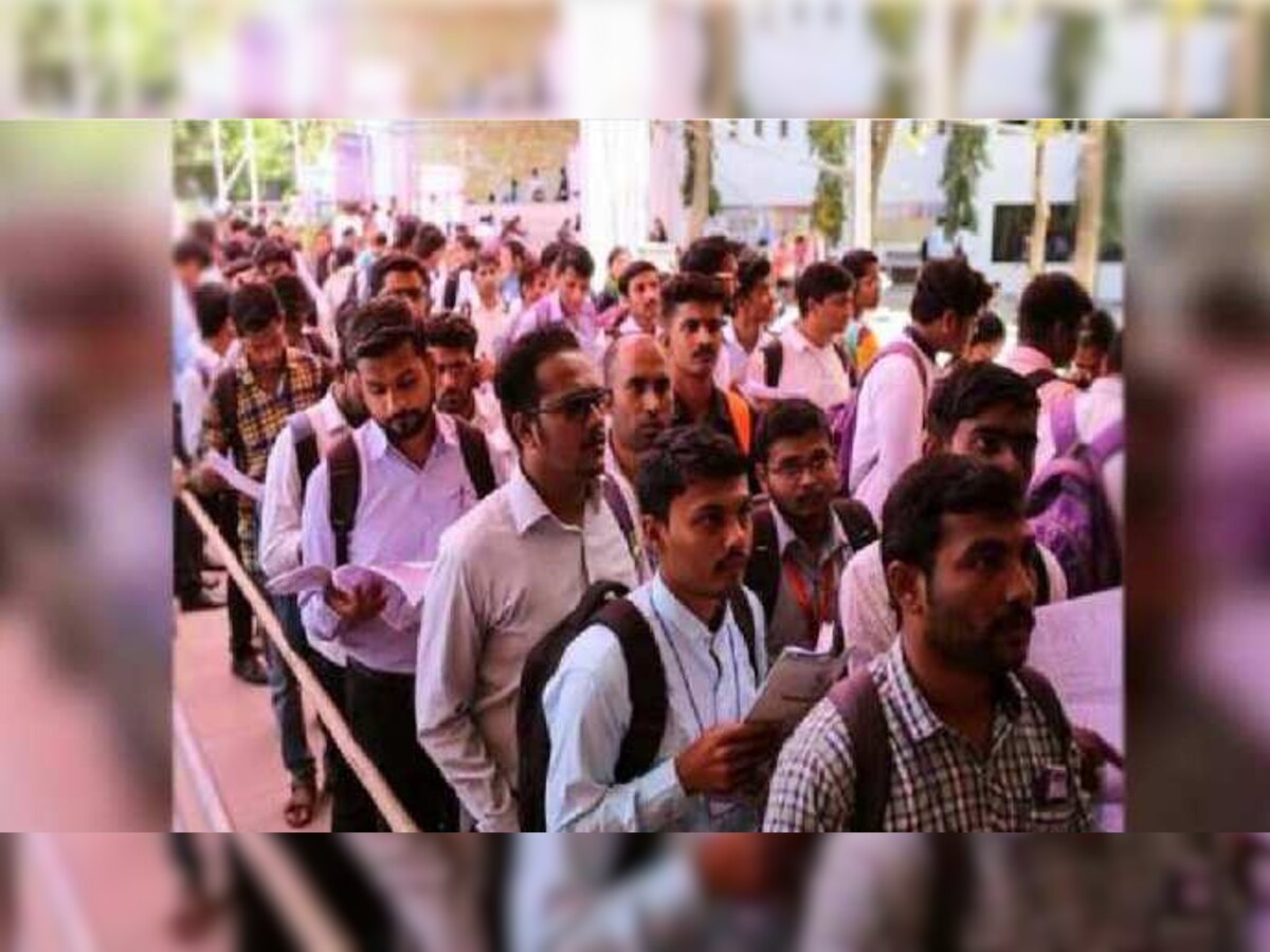UP Jobs: युवाओं को मिलेंगी 27 हजार से ज्यादा नौकरियां, लखनऊ में रोजगार मेले का किया गया आयोजन 